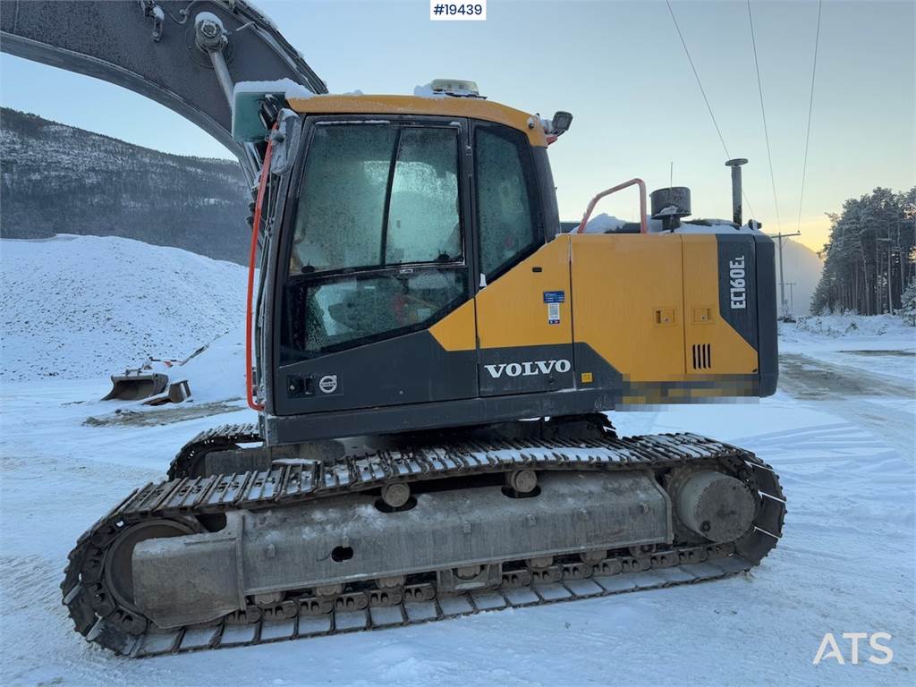 Volvo EC160EL Tracked excavator w/ GPS, Rototilt and 2 b