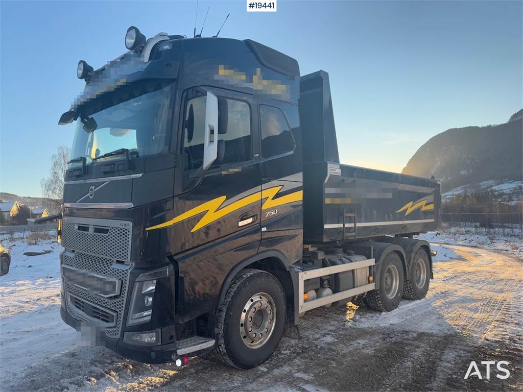 Volvo FH750 6x4 Combi truck.