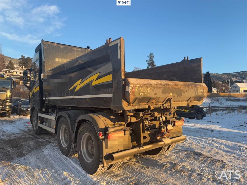 Volvo FH750 6x4 Combi truck.