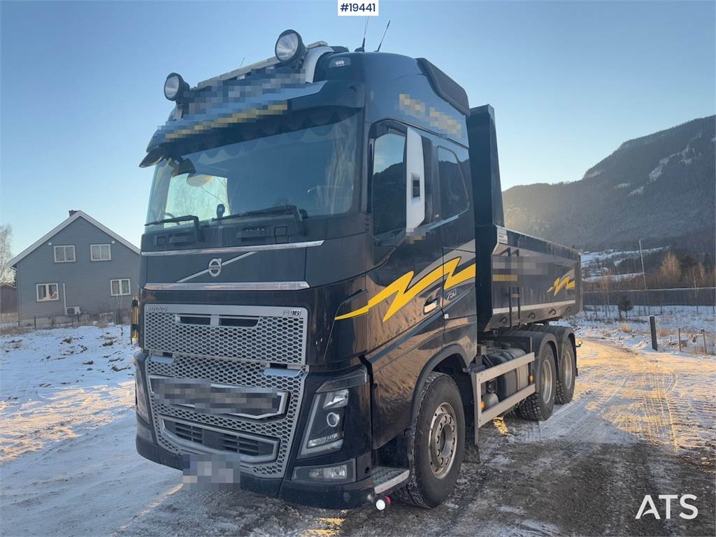 Volvo FH750 6x4 Combi truck.