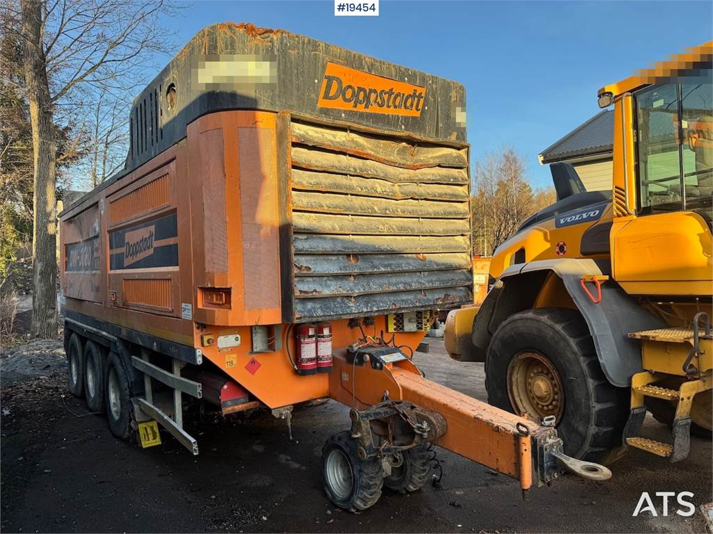 Doppstadt DW3060 Waste shredder w/ Magnetic belt and extra e