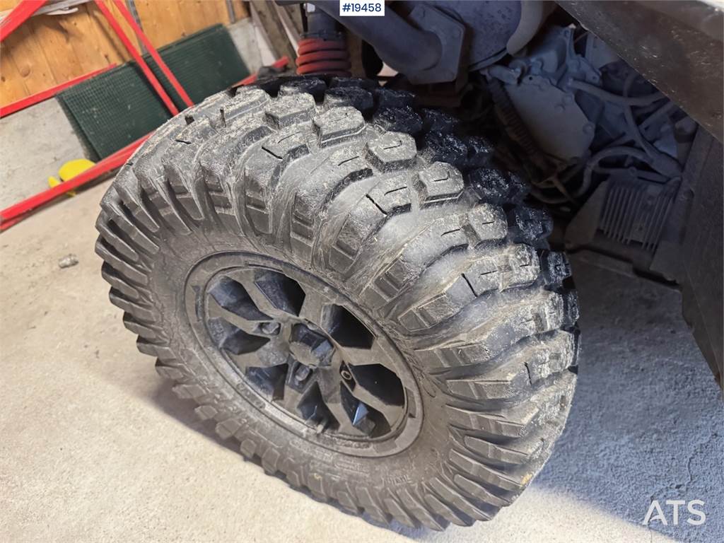 [Other] BRP Can-AM UTV w/ 2 sets of tires. 976cm3