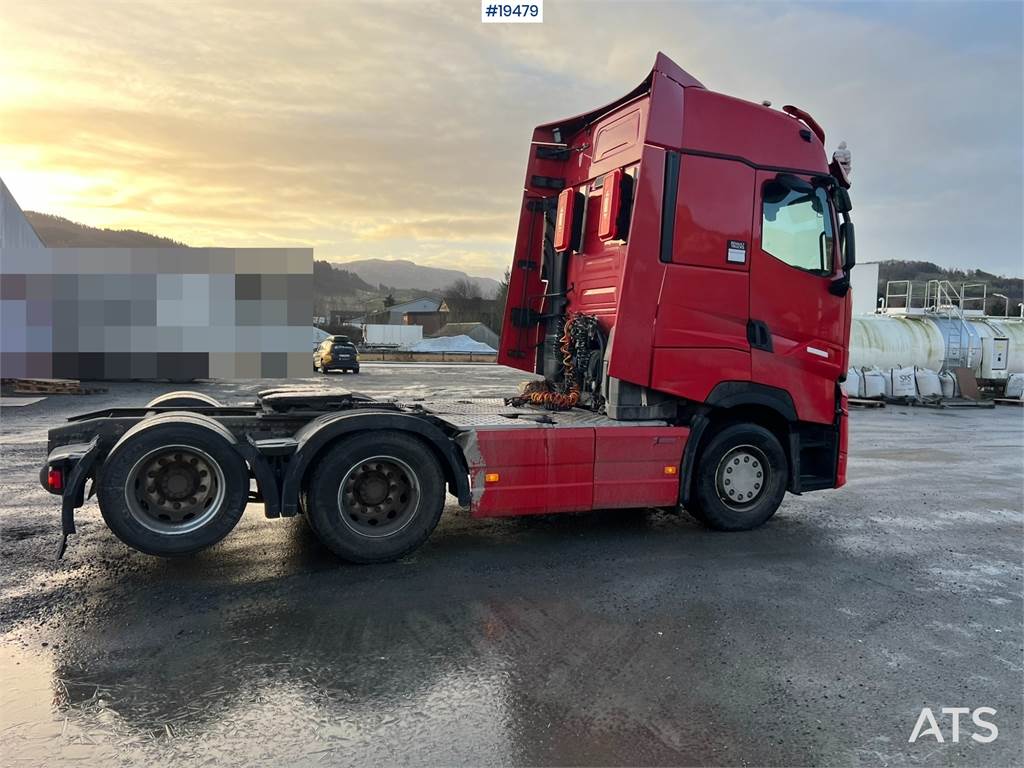 Renault RX62TT 6x2 Tractor w/ Hydraulics