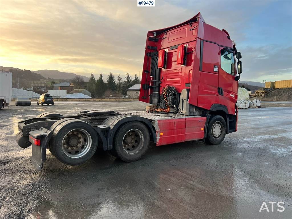 Renault RX62TT 6x2 Tractor w/ Hydraulics