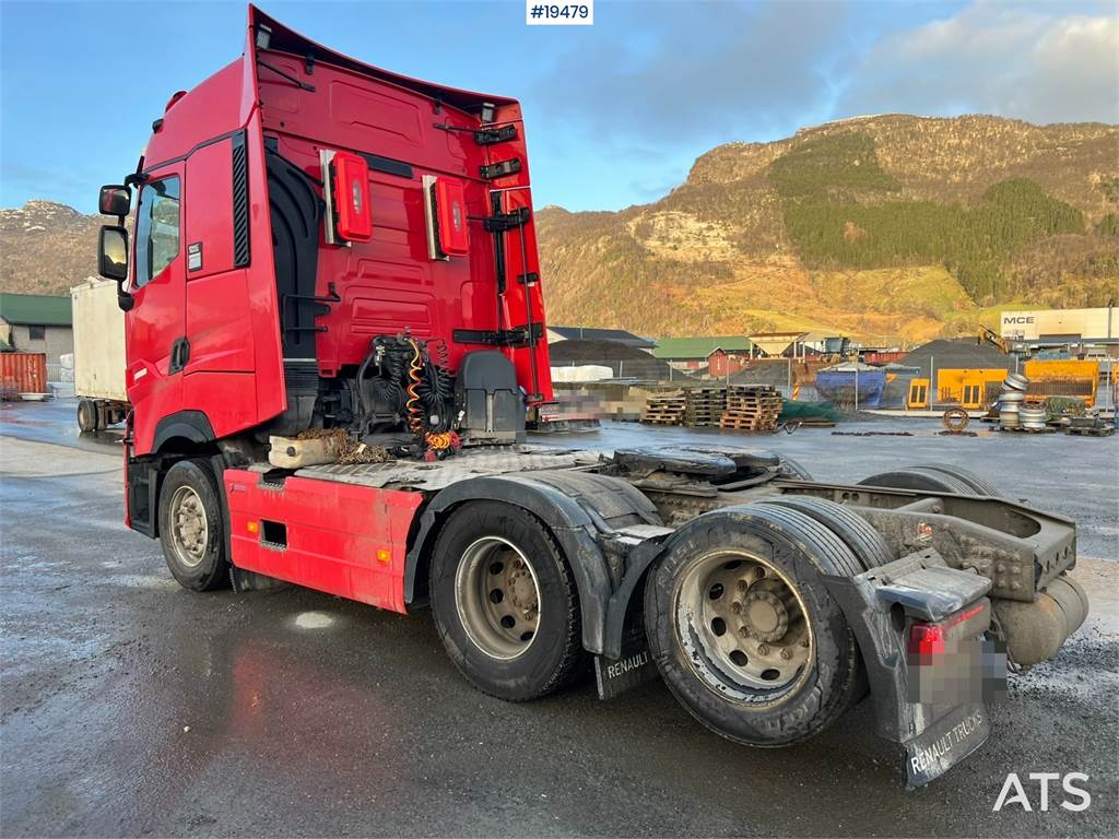 Renault RX62TT 6x2 Tractor w/ Hydraulics