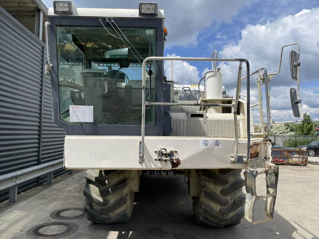 Wirtgen WR 2400