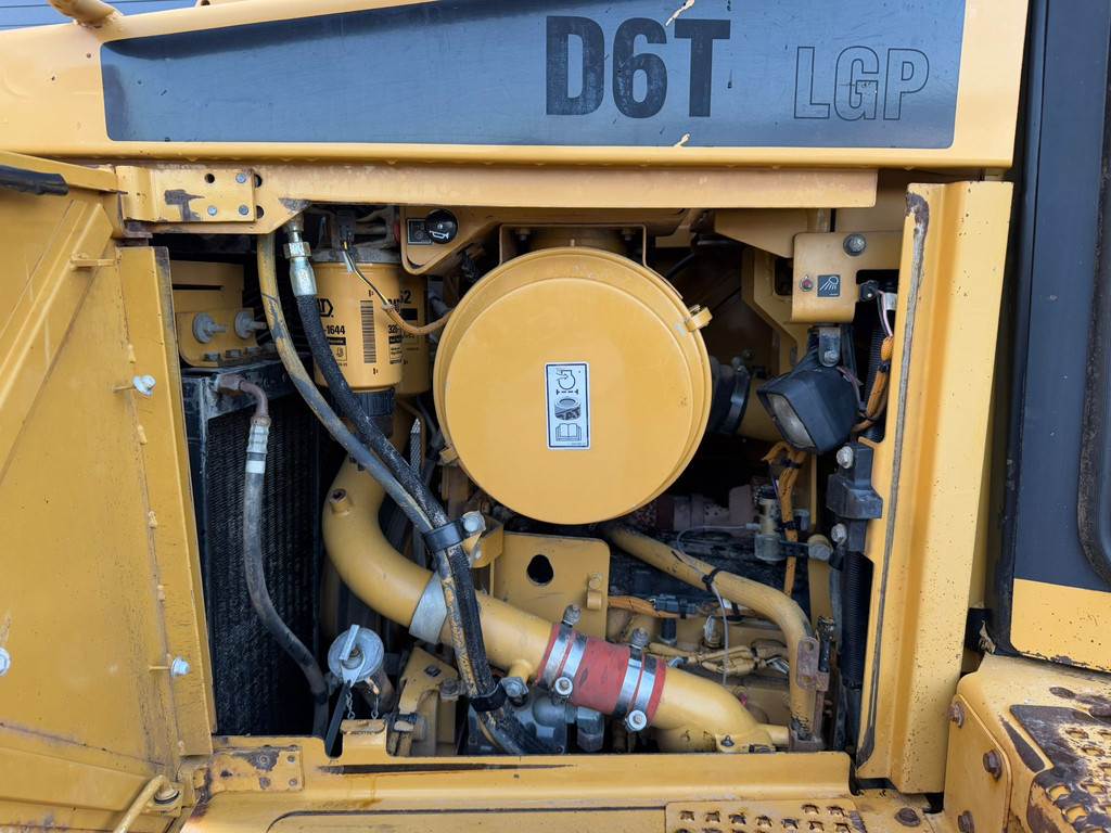 CAT D6T LGP