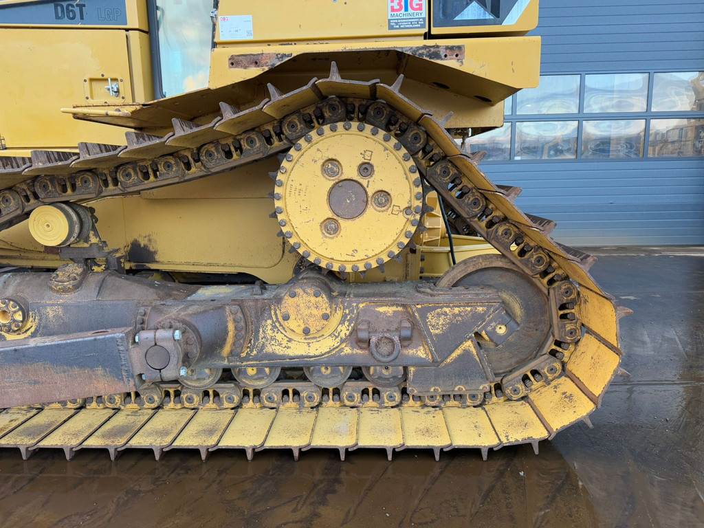 CAT D6T LGP