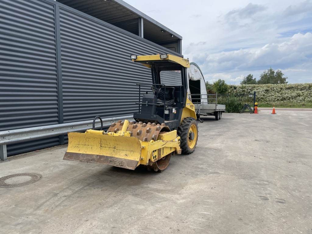 Bomag BW 124 PDH4