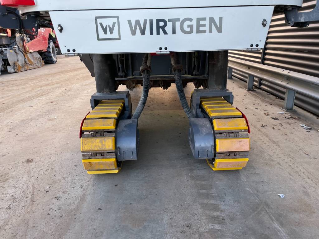 Wirtgen W 210 I