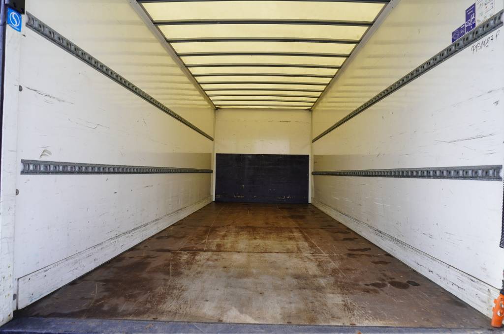 MAN TGL 12.250 E6 / Sleeper / 17 pallet container / Ta