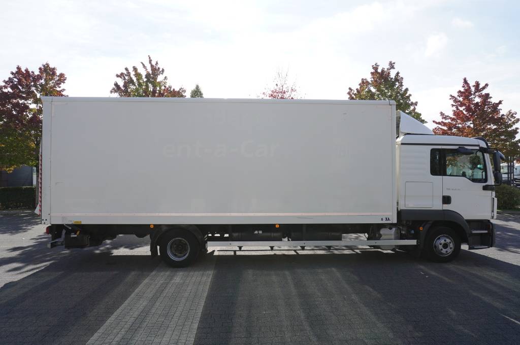 MAN TGL 12.250 E6 / Sleeper / 17 pallet container / Ta