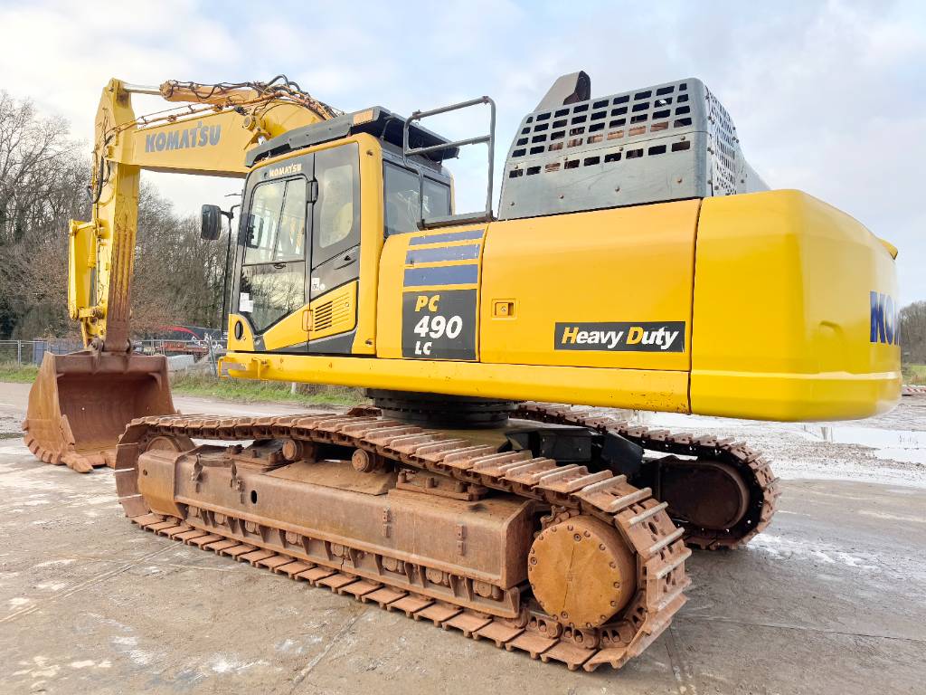 Komatsu PC490LC-11 - Automatic Greasing / Backup Camera