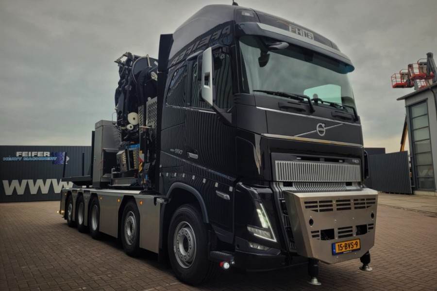 Volvo FH16 10x4 With Cormach 150tm Crane Valid inspectio