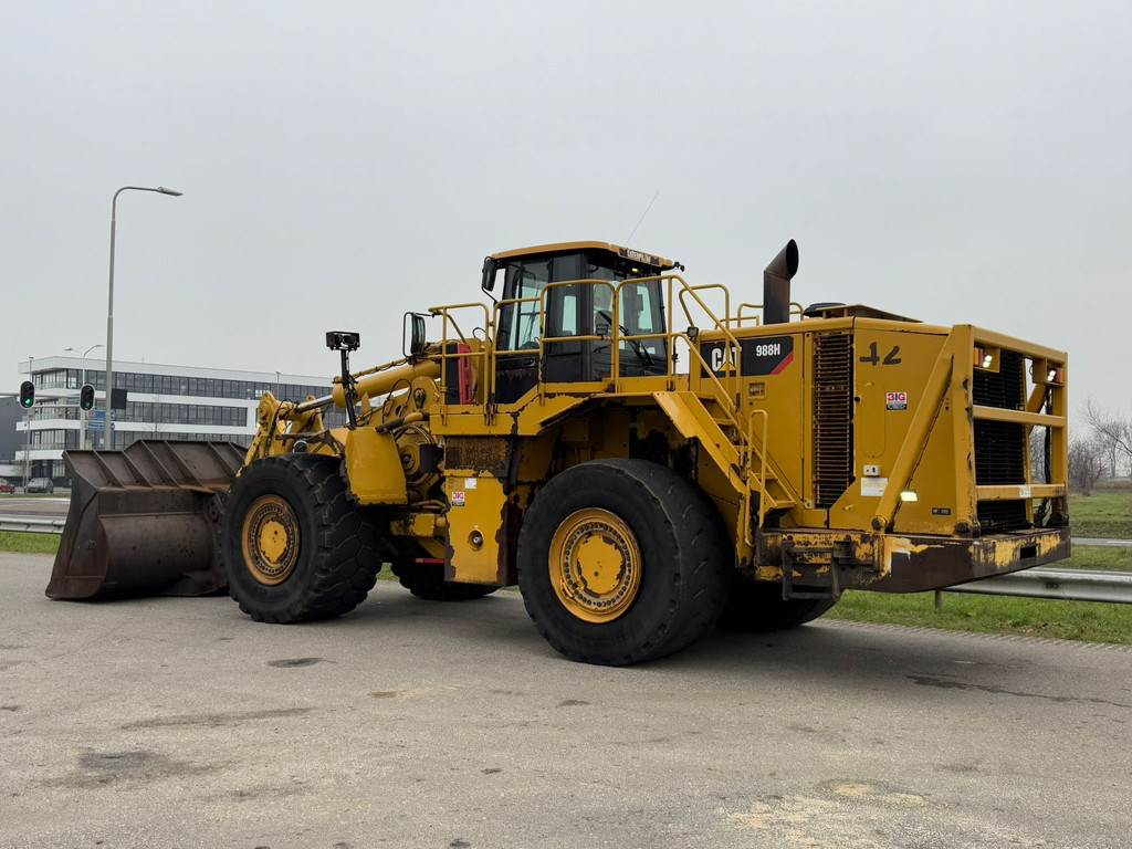 CAT 988H