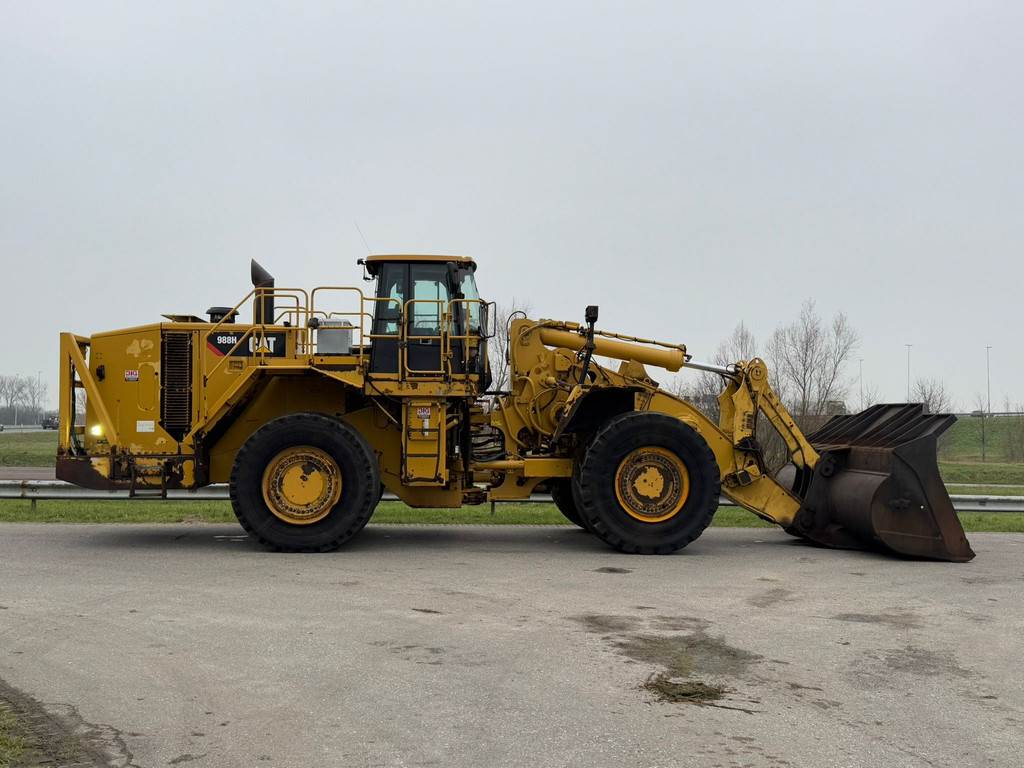 CAT 988H