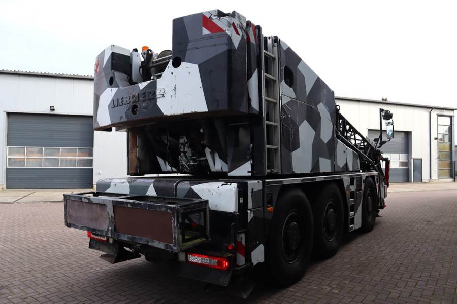 Liebherr LTC1055-3.1 Diesel, 6x6x6 Drive, 55t Capacity, 36m