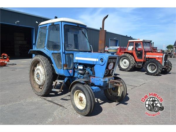 Ford 8500 tractor #9