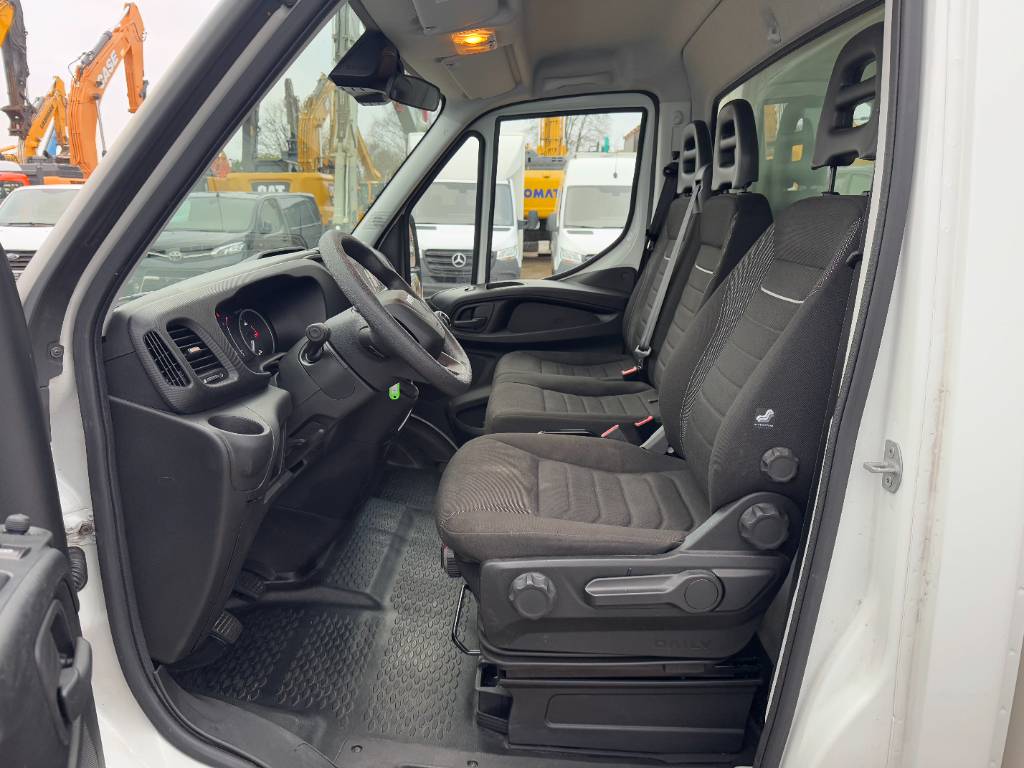 Iveco Daily 35C16 - 3.0L Taillift DRW Airco Cruise