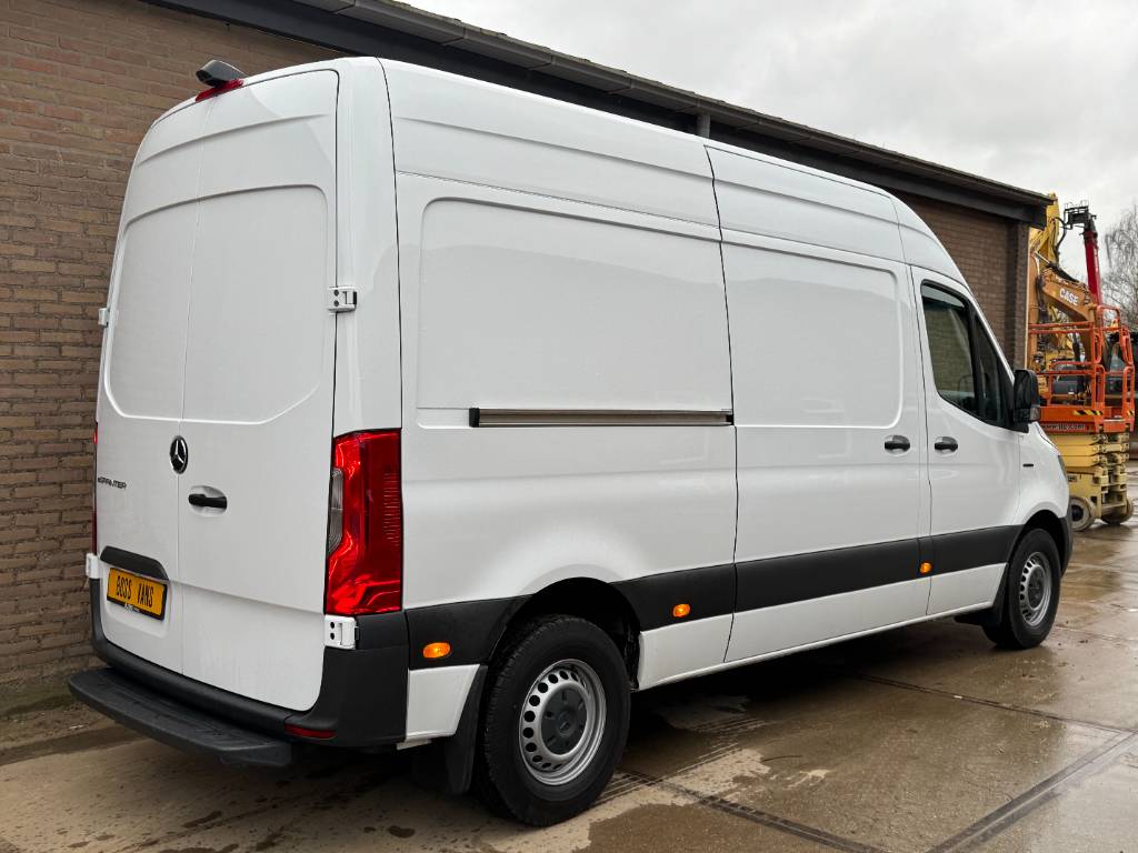 Mercedes-Benz eSprinter 312 - L2H2 41kWh 116hp AC Camera