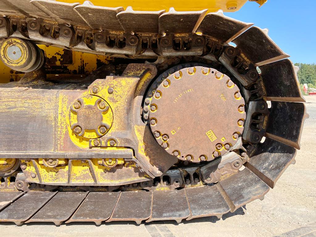 Komatsu D61PX-24 - German Machine / Folding Blade