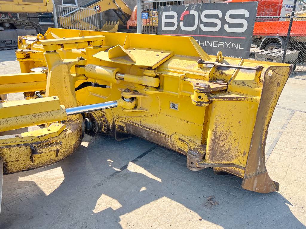 Komatsu D61PX-24 - German Machine / Folding Blade