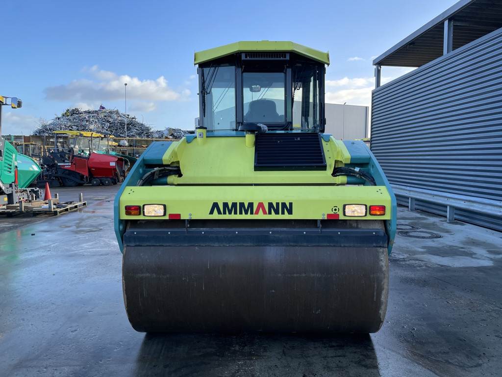 Ammann AV 130 X