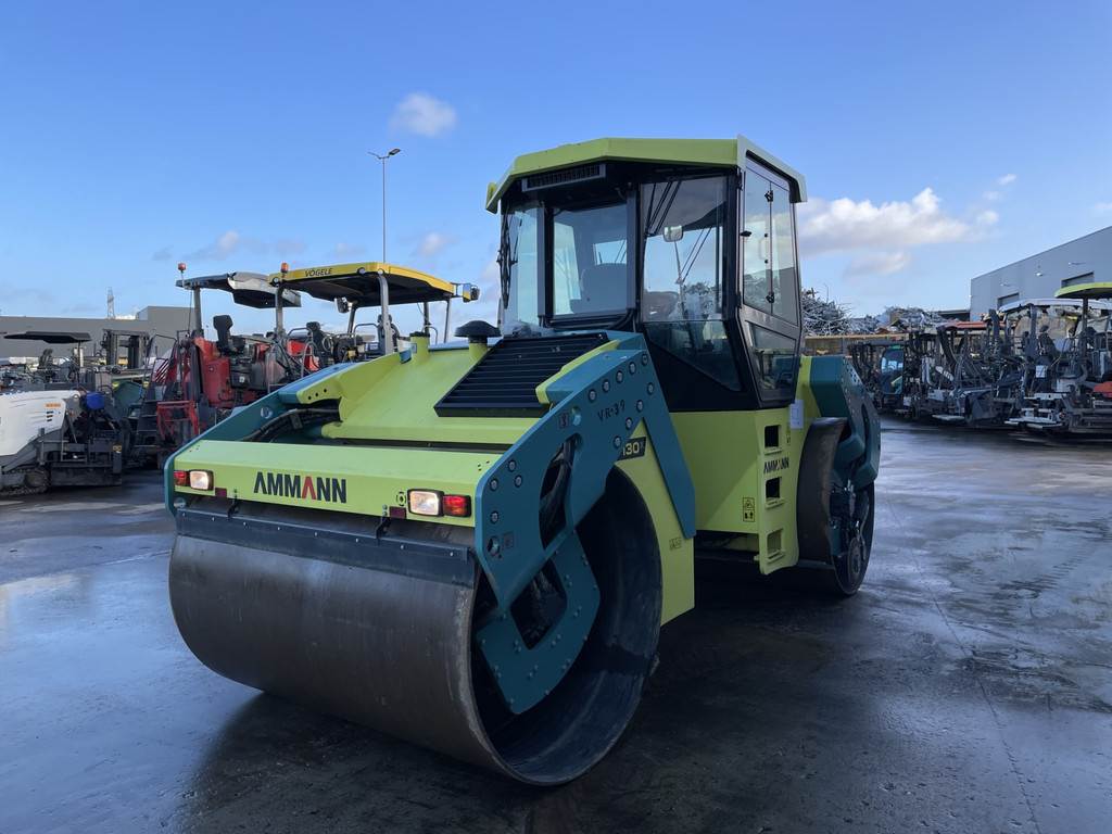 Ammann AV 130 X