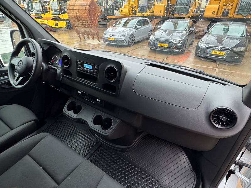 Mercedes-Benz eSprinter 312 - L2H2 55kWh 116hp AC Camera