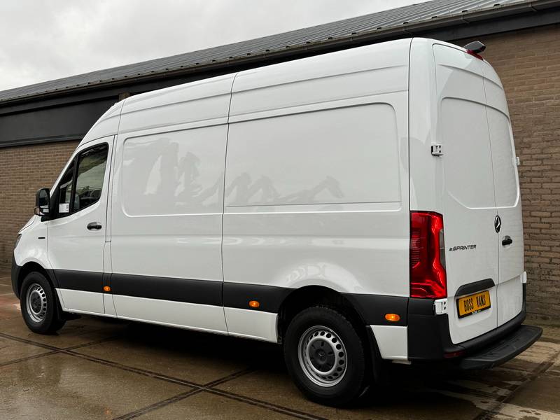 Mercedes-Benz eSprinter 312 - L2H2 55kWh 116hp AC Camera