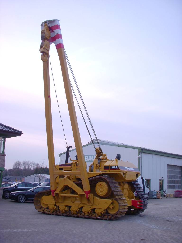 CAT 589 105 t Hubkraft 8x PIPELAYER MIETE / RENTAL