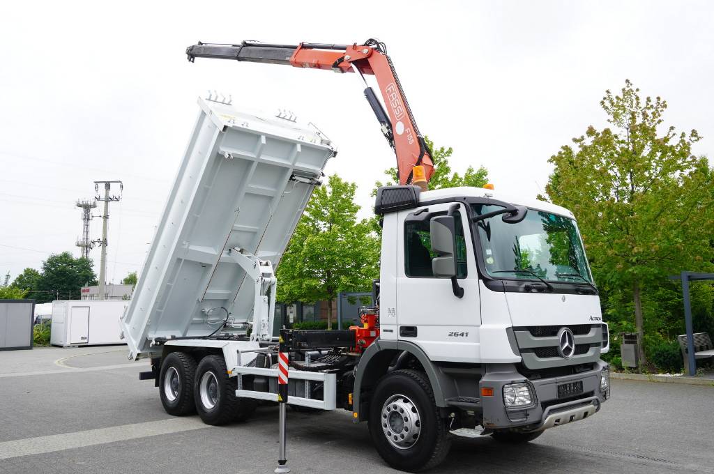 Mercedes-Benz Actros 2641 6x4 E5 / Crane / Tipper / 110000 km!