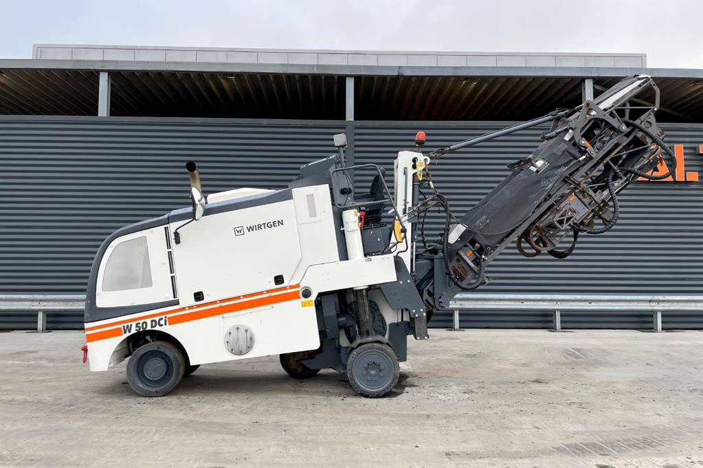 Wirtgen W 50 DCI