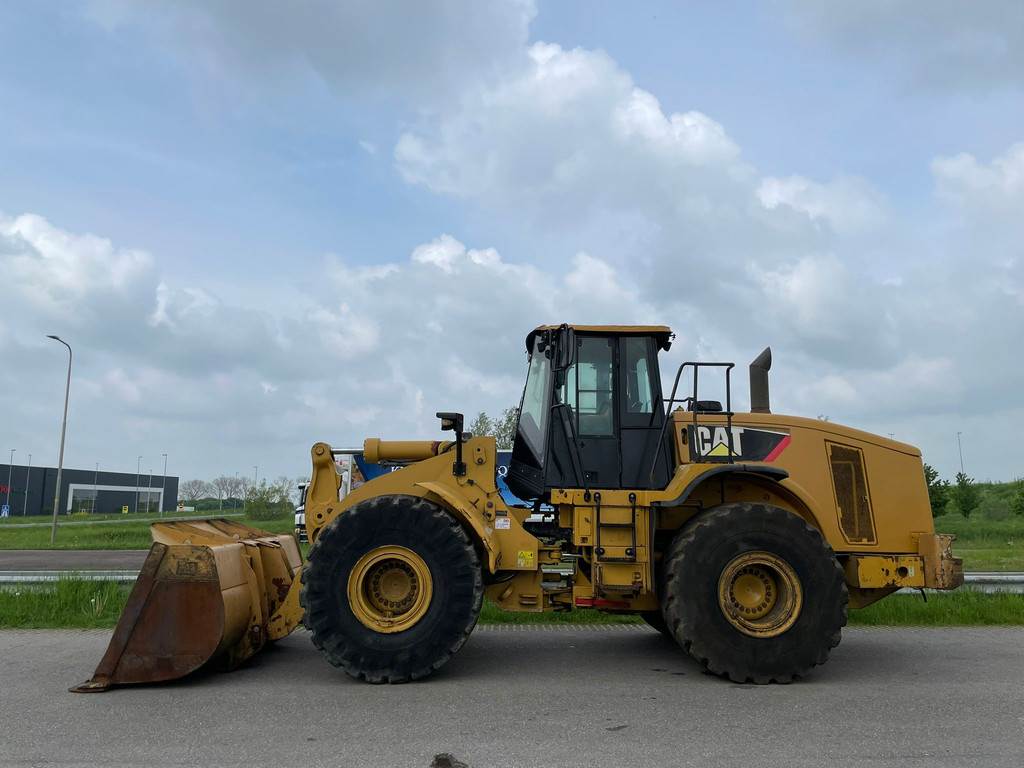 CAT 966H