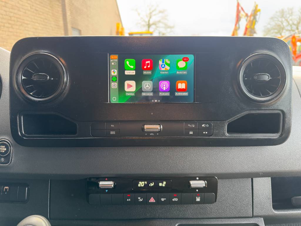 Mercedes-Benz Sprinter 316 - AC Cruise Carplay 3.5T Tow Capacity