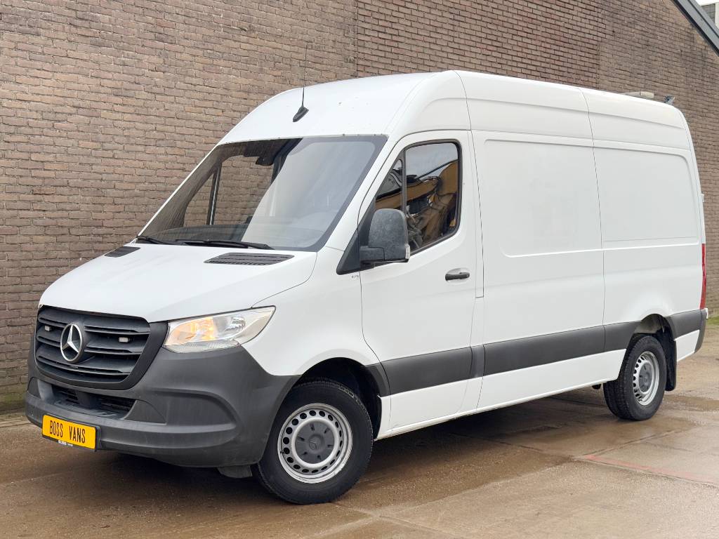 Mercedes-Benz Sprinter 316 - AC Cruise Carplay 3.5T Tow Capacity