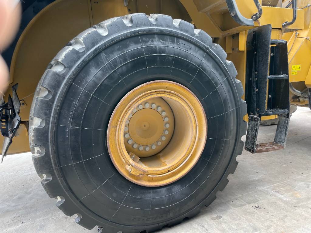 CAT 972 M