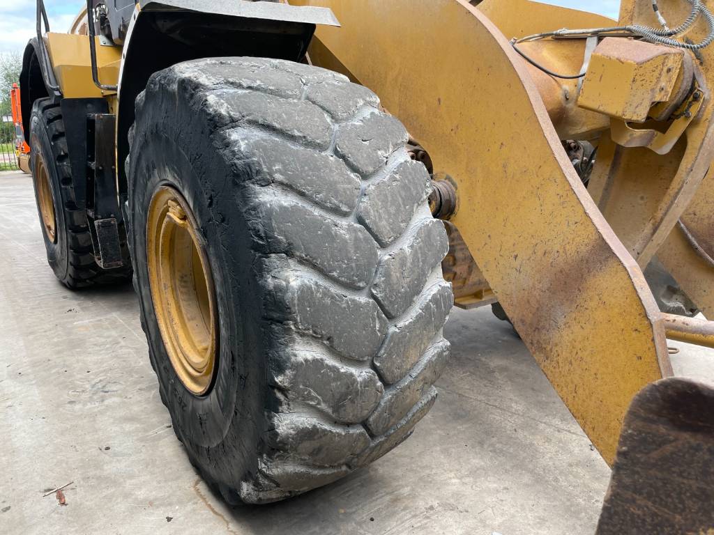 CAT 972 M