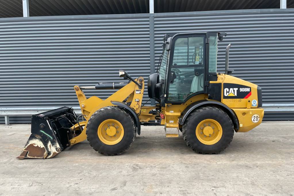 CAT 908M