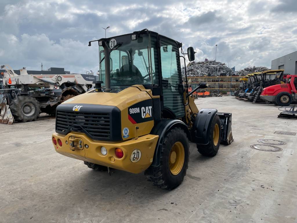 CAT 908M