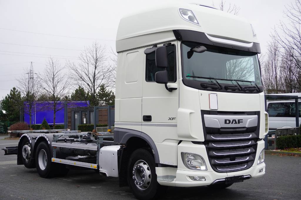 DAF XF 480 E6 6x2 / standard / BDF / 2020