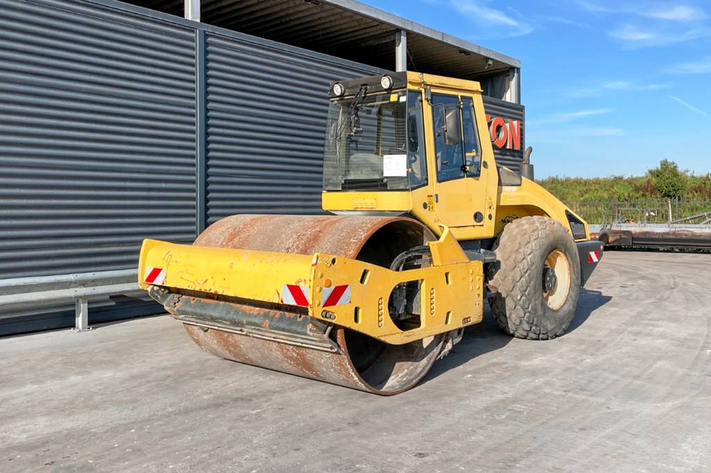 Bomag BW 213 DH-4