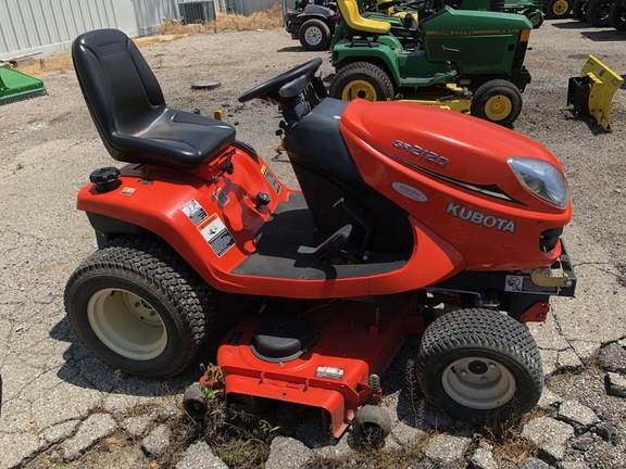 Kubota gr2120 attachments