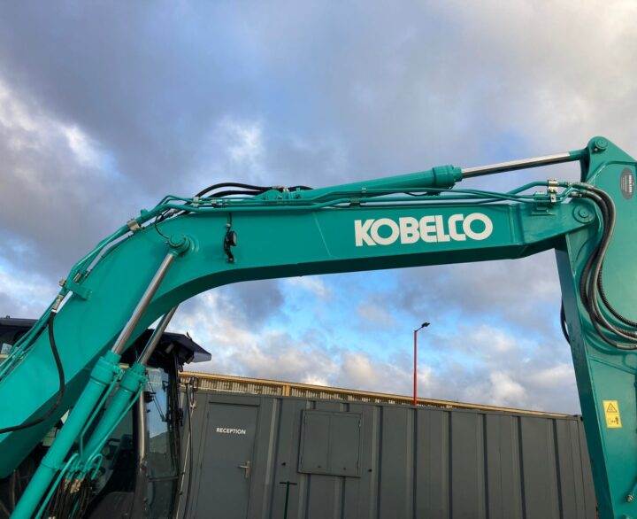 Kobelco SK130LC-11