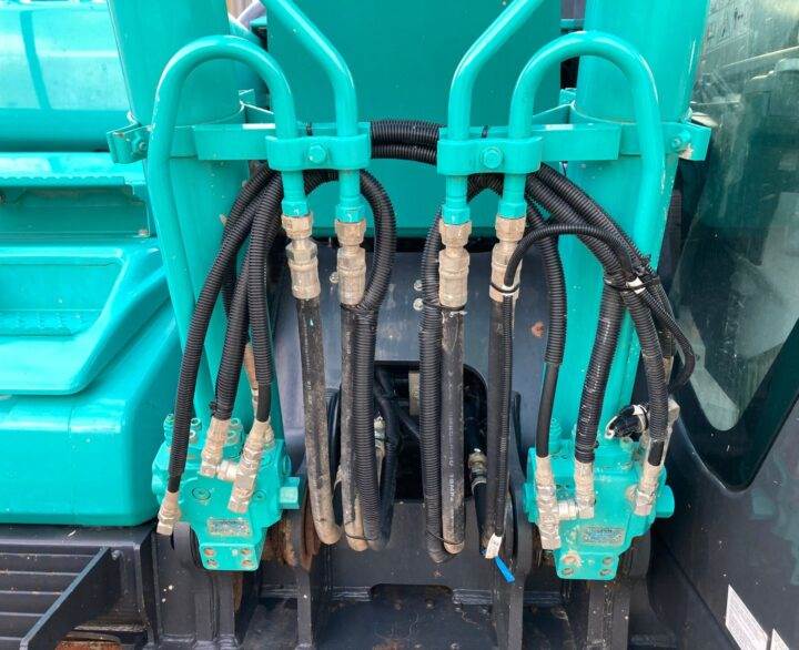 Kobelco SK130LC-11