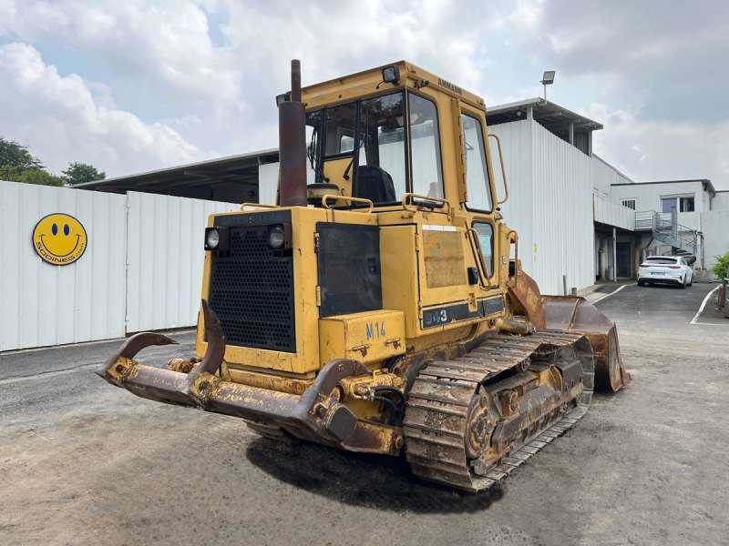 CAT 943