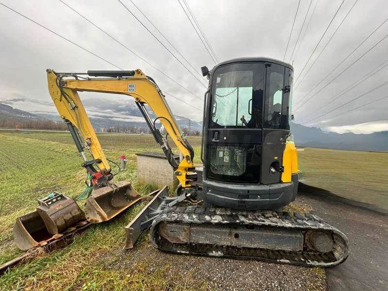 New Holland E50B SR