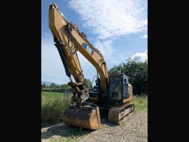 CAT 320E L MACHINE SUISSE