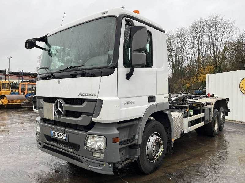 Mercedes-Benz ACTROS 2544