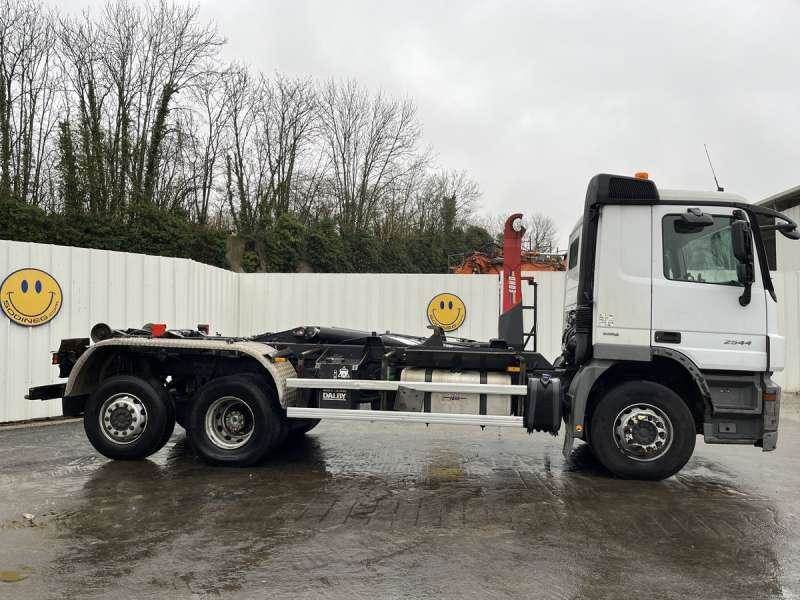 Mercedes-Benz ACTROS 2544